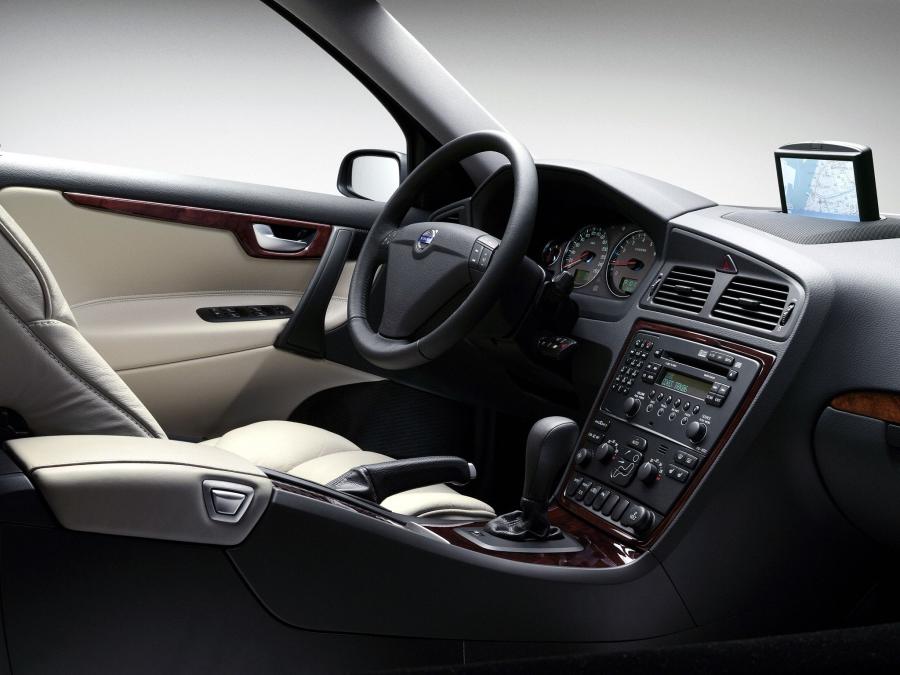  Volvo S60 2004 года  (фото 7 из 9)